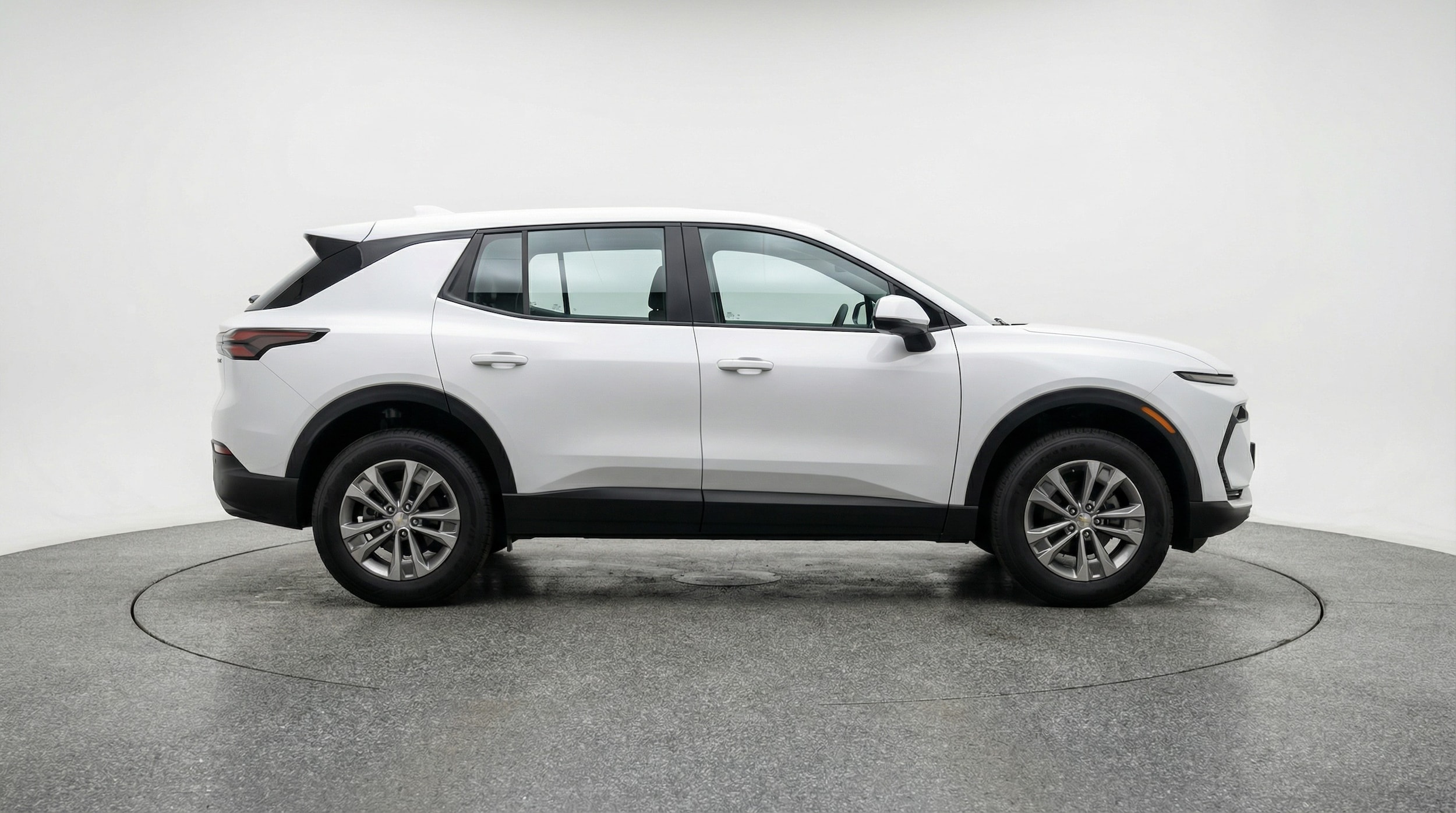 Thumbnail: 2025 Chevrolet Equinox - 8