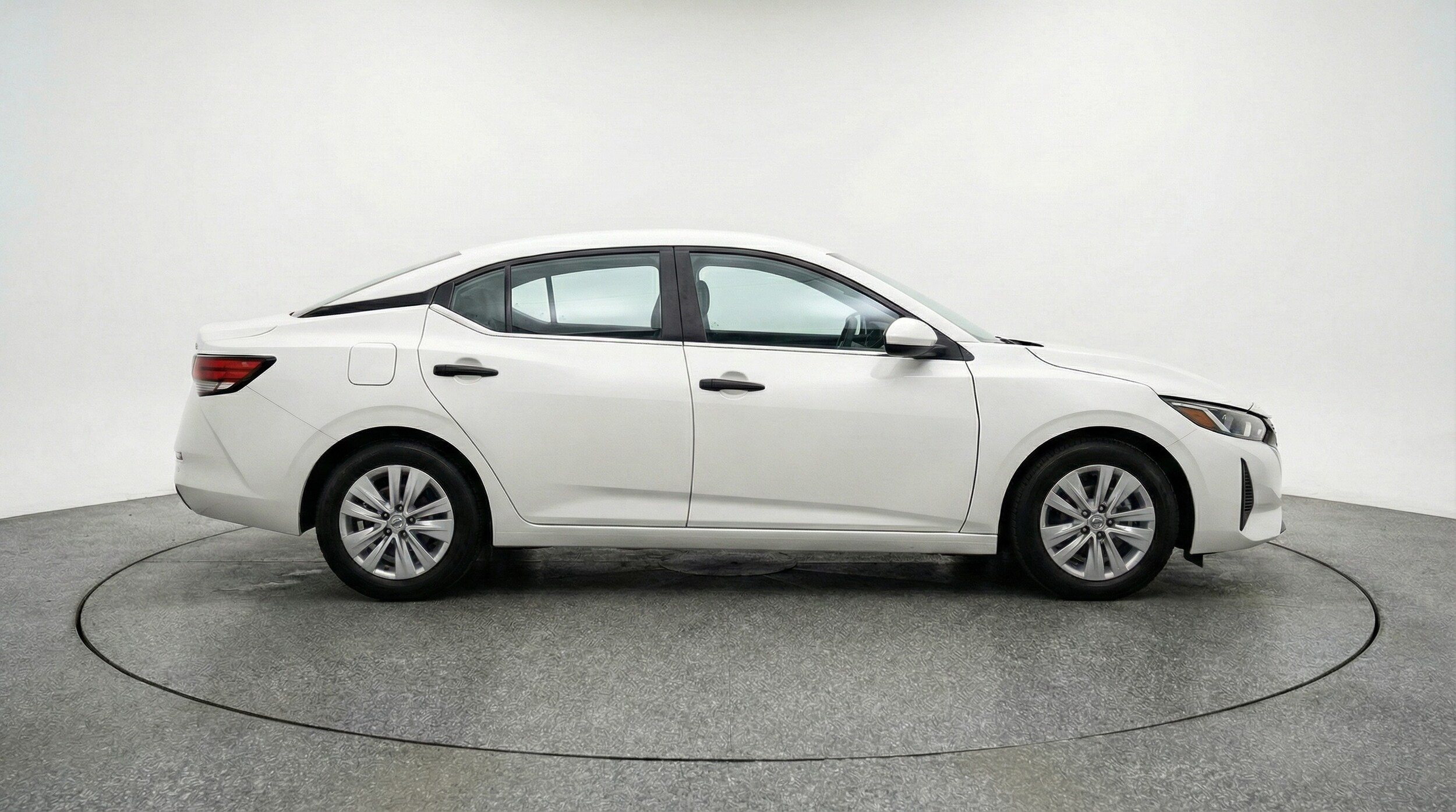 Thumbnail: 2025 Nissan Sentra - 8