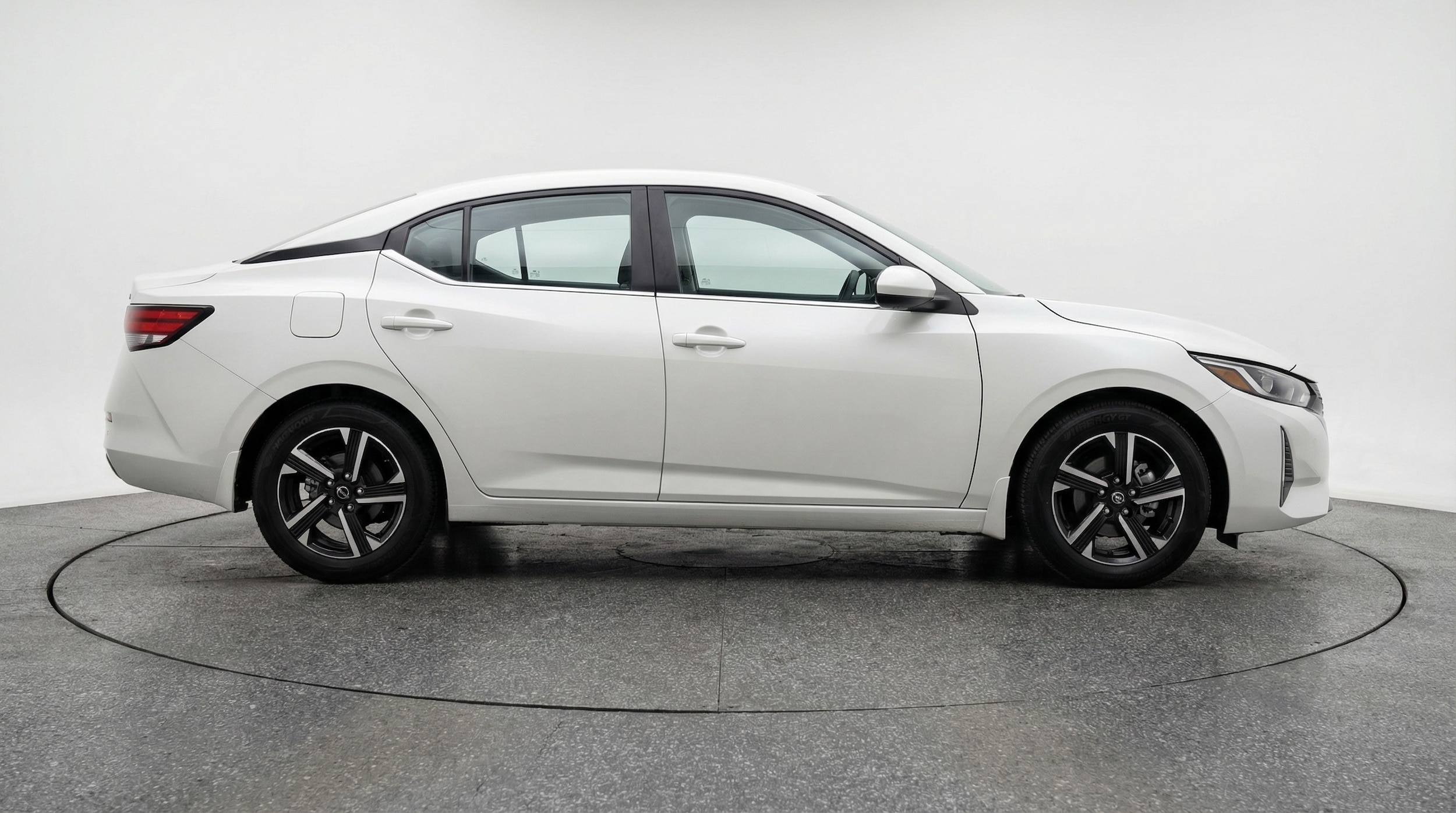 Thumbnail: 2025 Nissan Sentra - 8