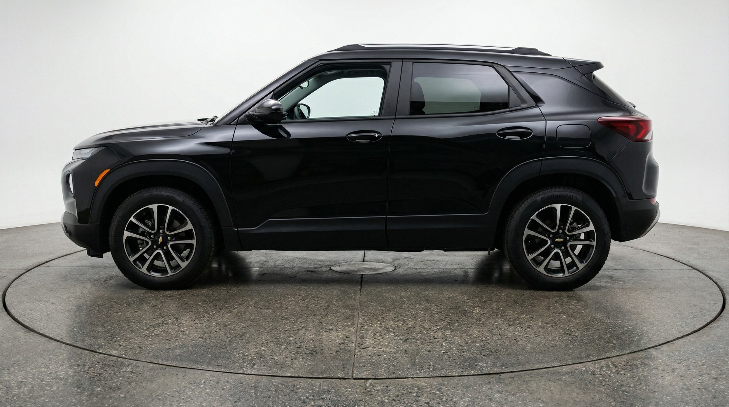 Thumbnail: 2025 Chevrolet TrailBlazer - 4