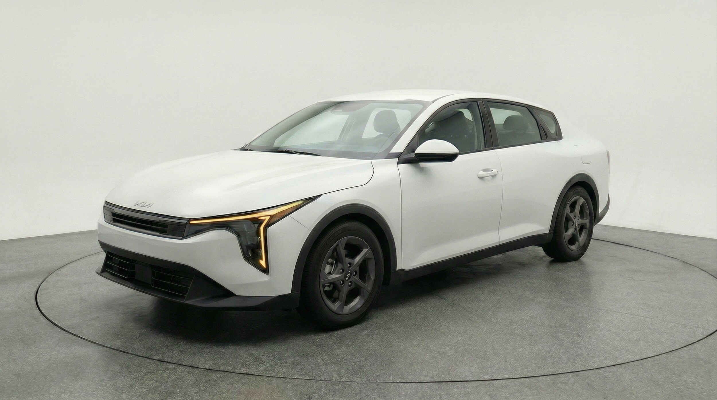 Thumbnail: 2025 Kia K4 - 3