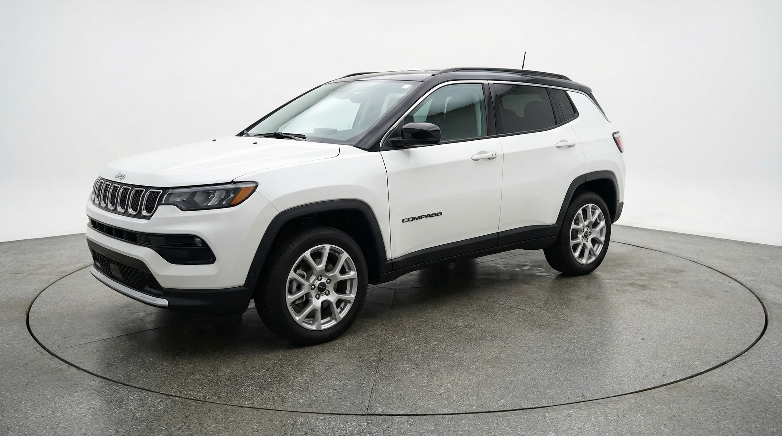 Thumbnail: 2025 Jeep Compass - 3