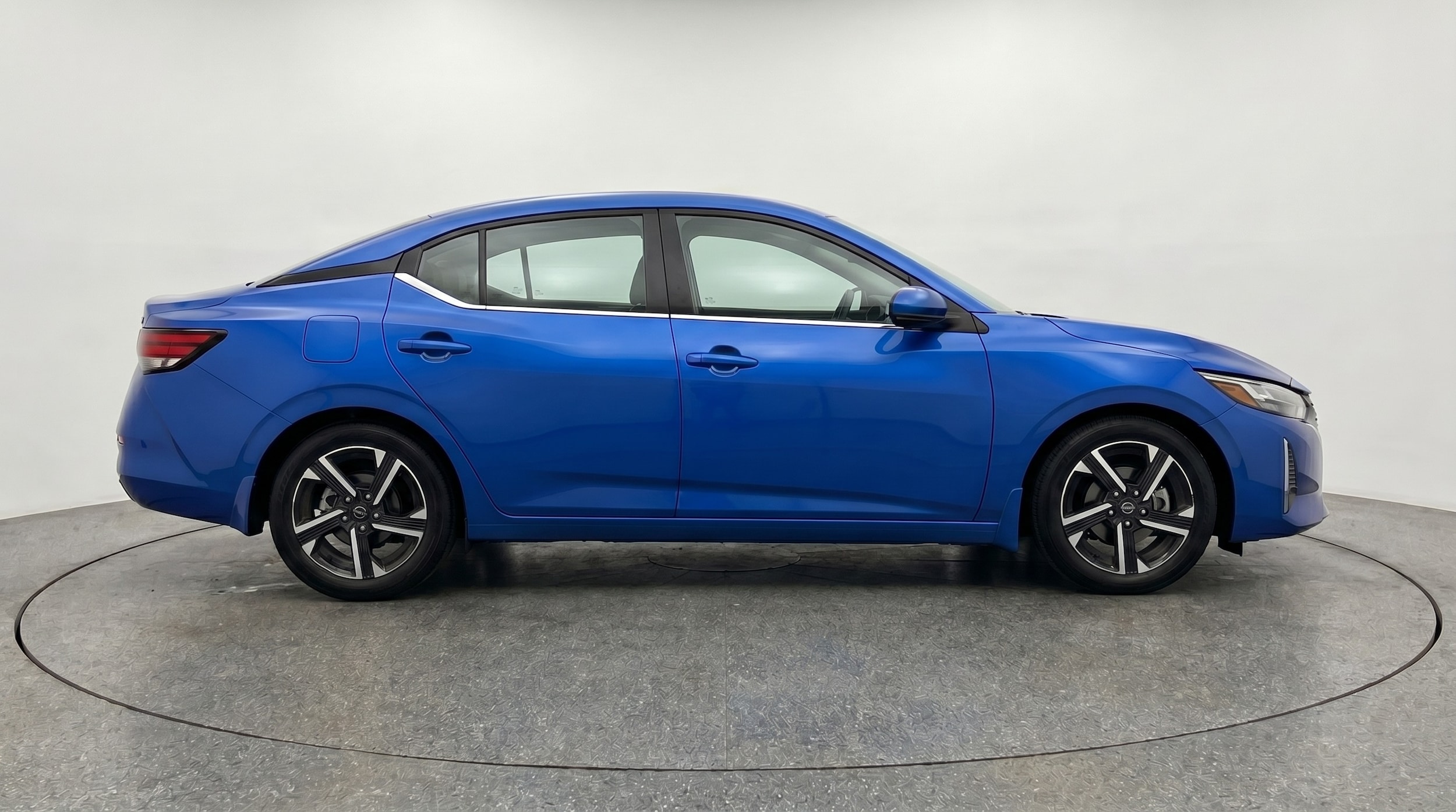 Thumbnail: 2025 Nissan Sentra - 8