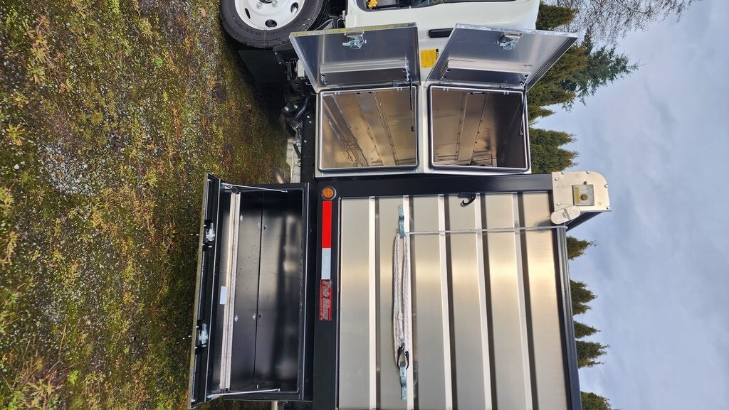 New 2024 Isuzu NPR-HD