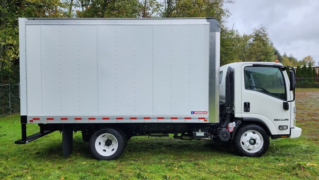 New 2024 Isuzu NPR-HD