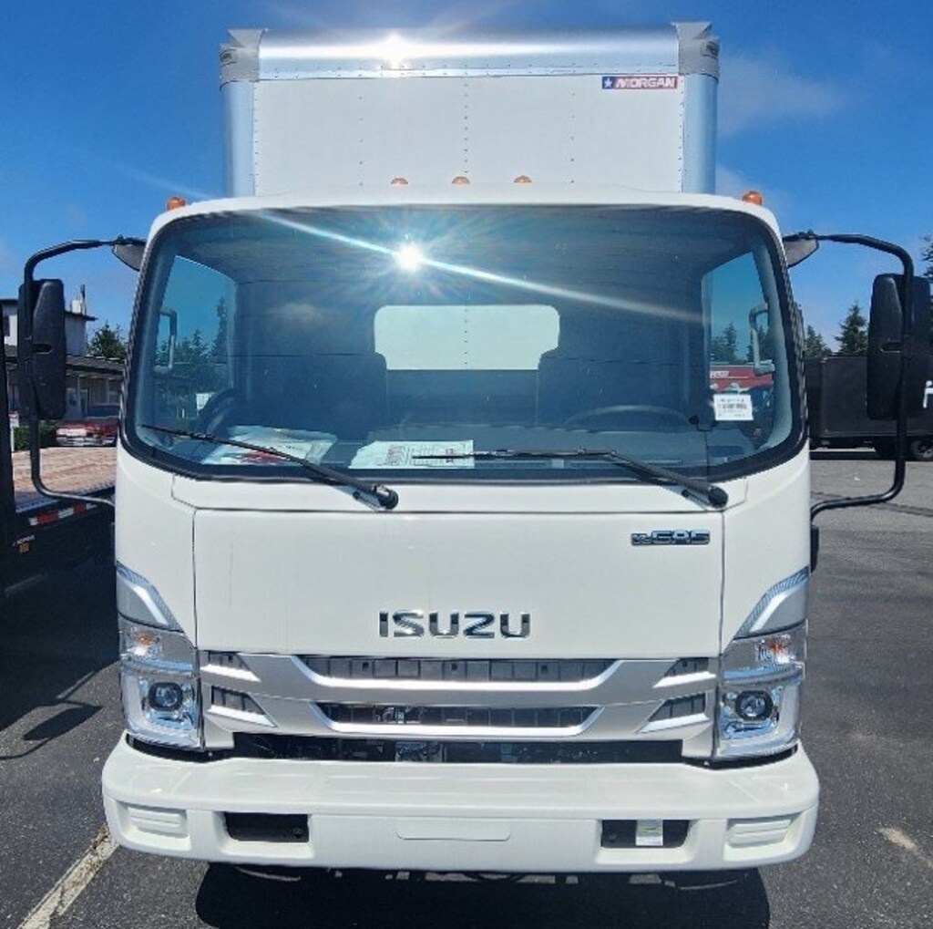 New 2024 Isuzu NPR-HD