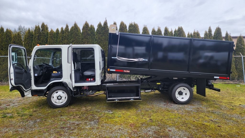 New 2024 Isuzu NPR GAS