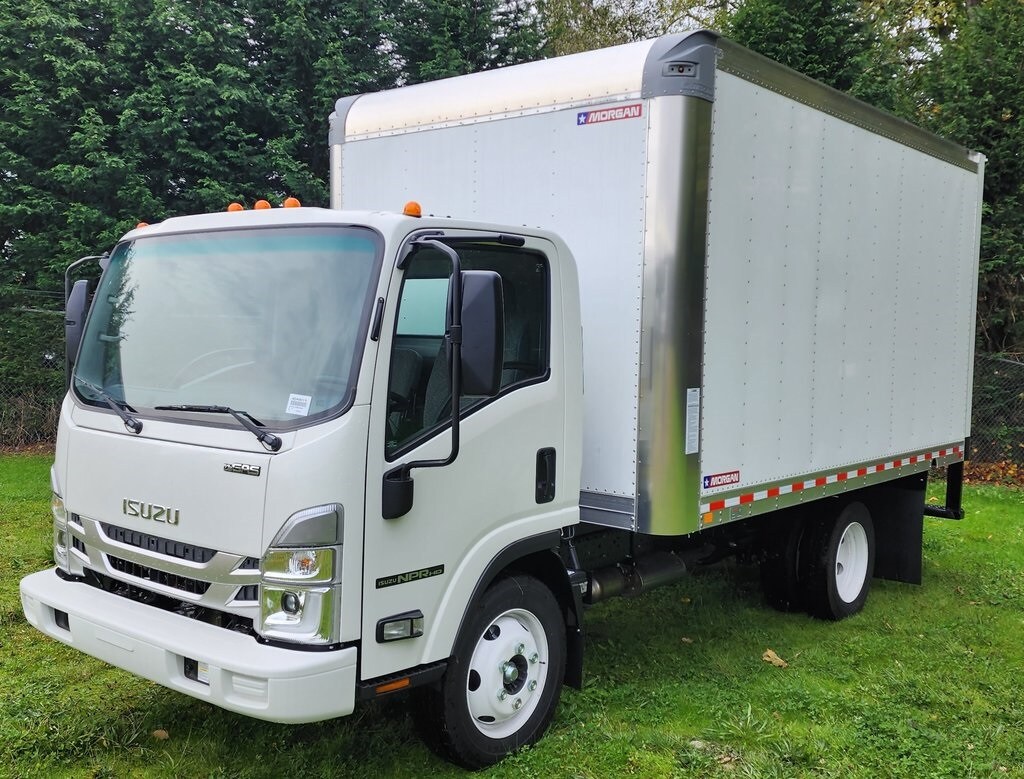 New 2024 Isuzu NPR-HD