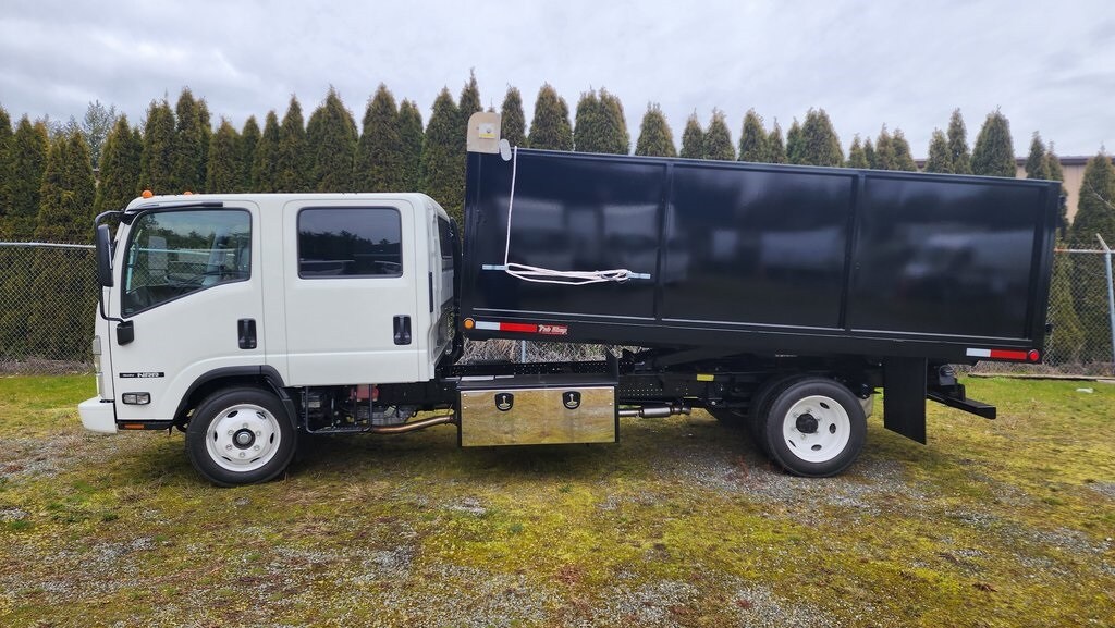 New 2024 Isuzu NPR GAS