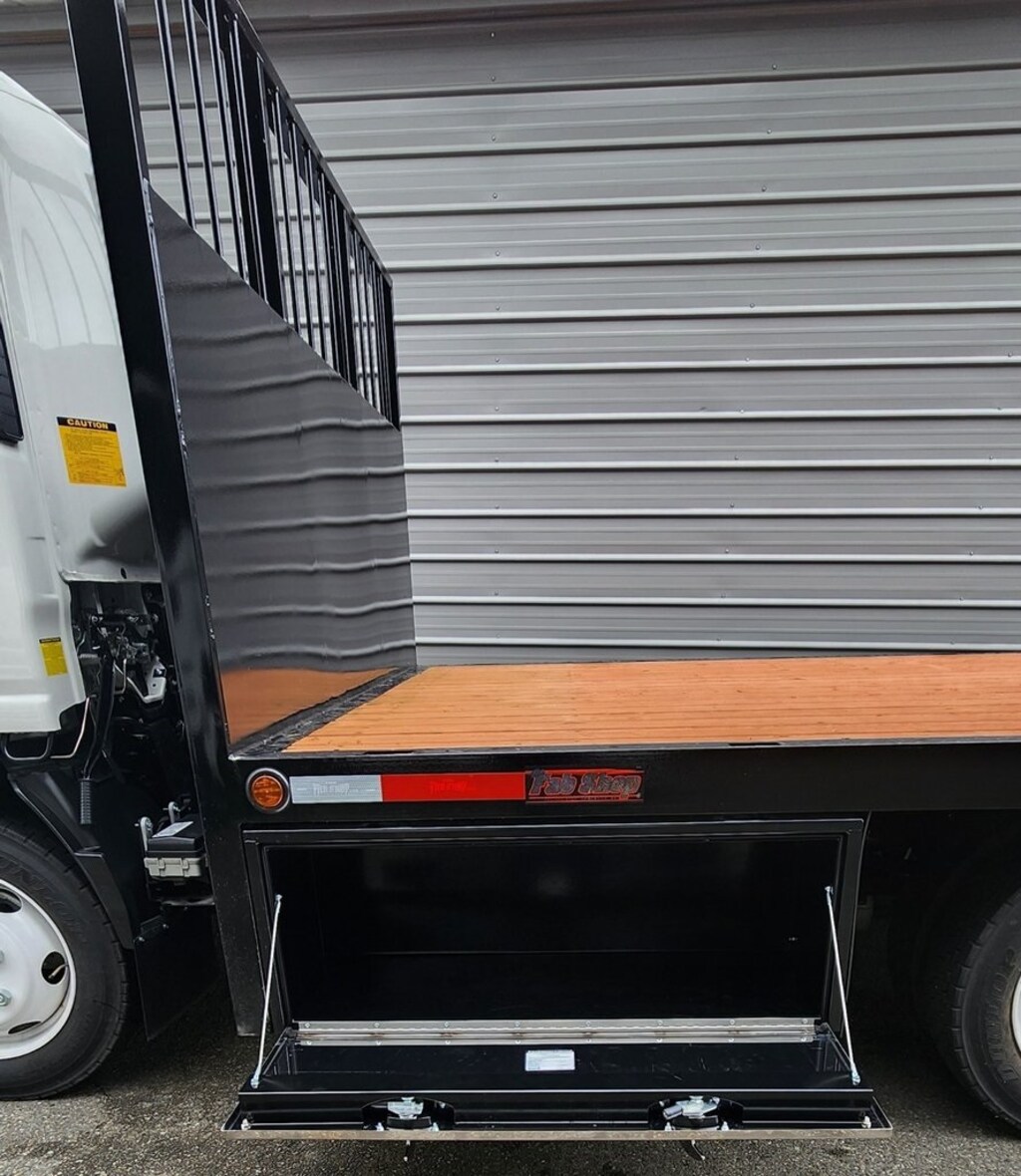 New 2024 Isuzu NPR-HD