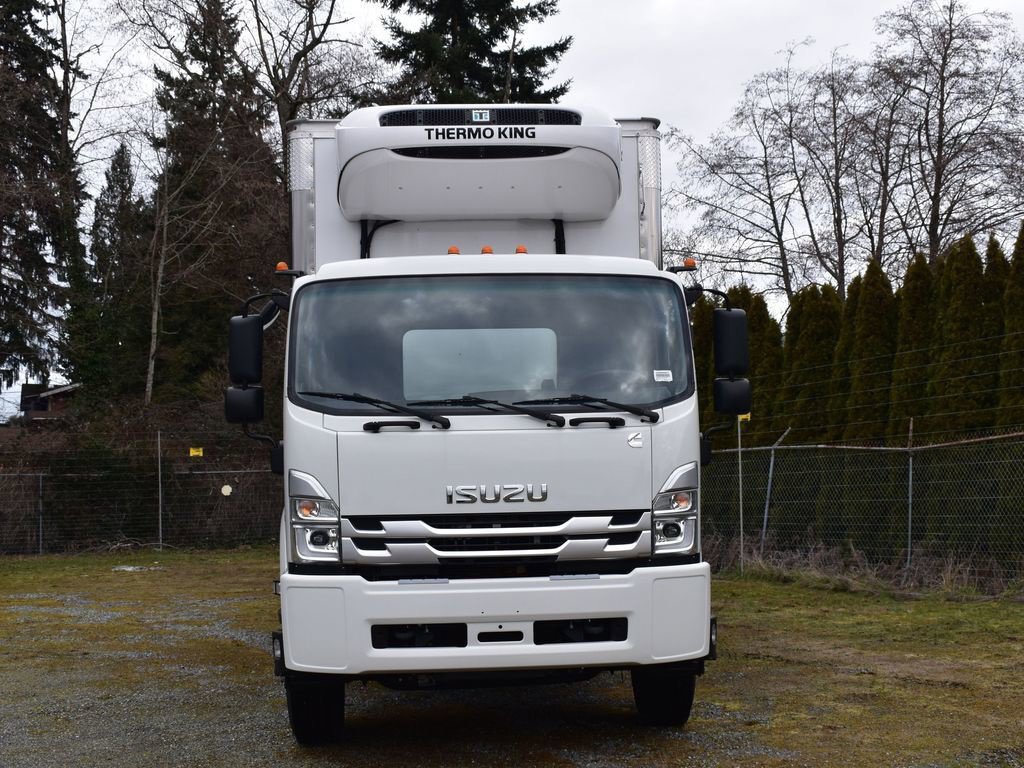 New 2025 Isuzu FTR Truck