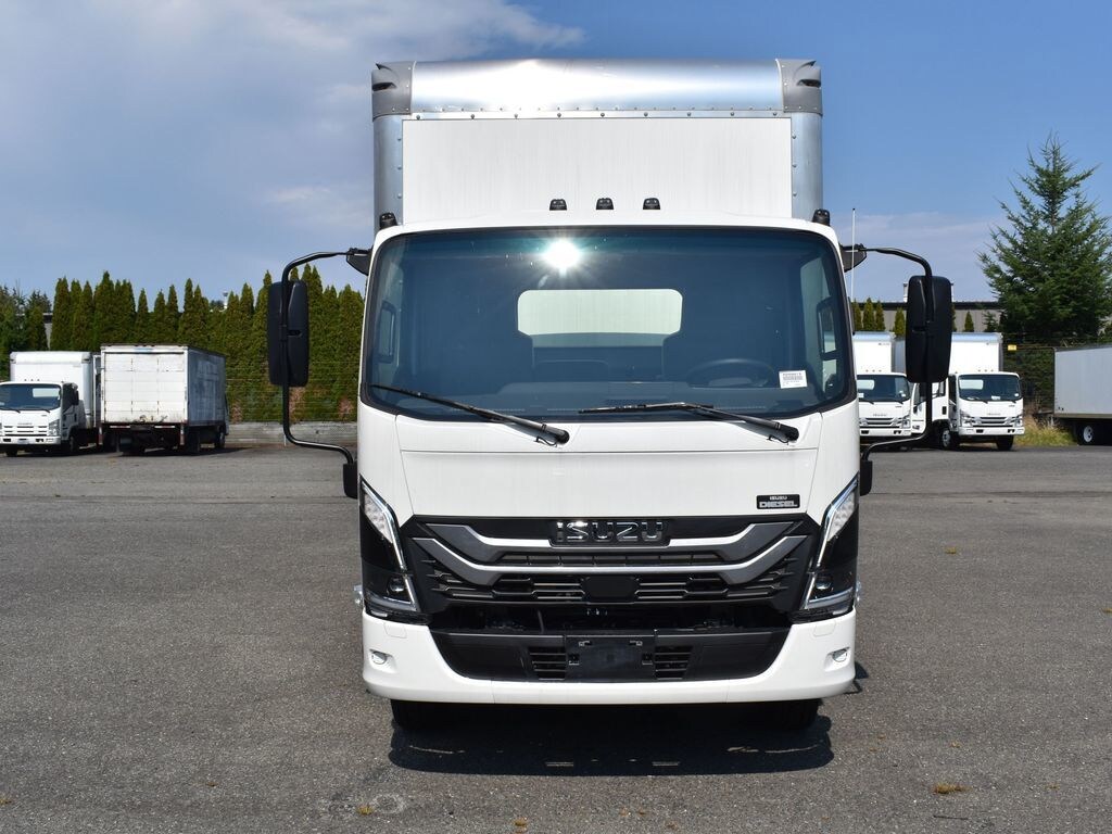 New 2025 Isuzu NRR Truck