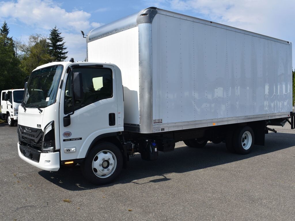 New 2025 Isuzu NRR Truck
