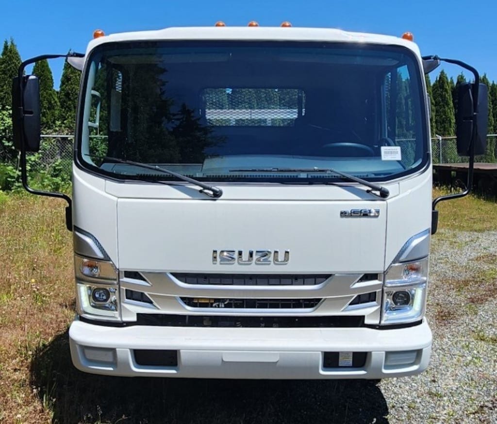 New 2024 Isuzu NPR