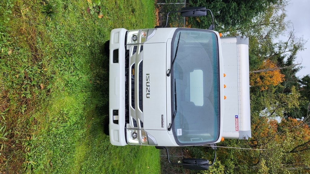 New 2024 Isuzu NPR-HD