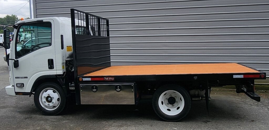 New 2024 Isuzu NPR-HD