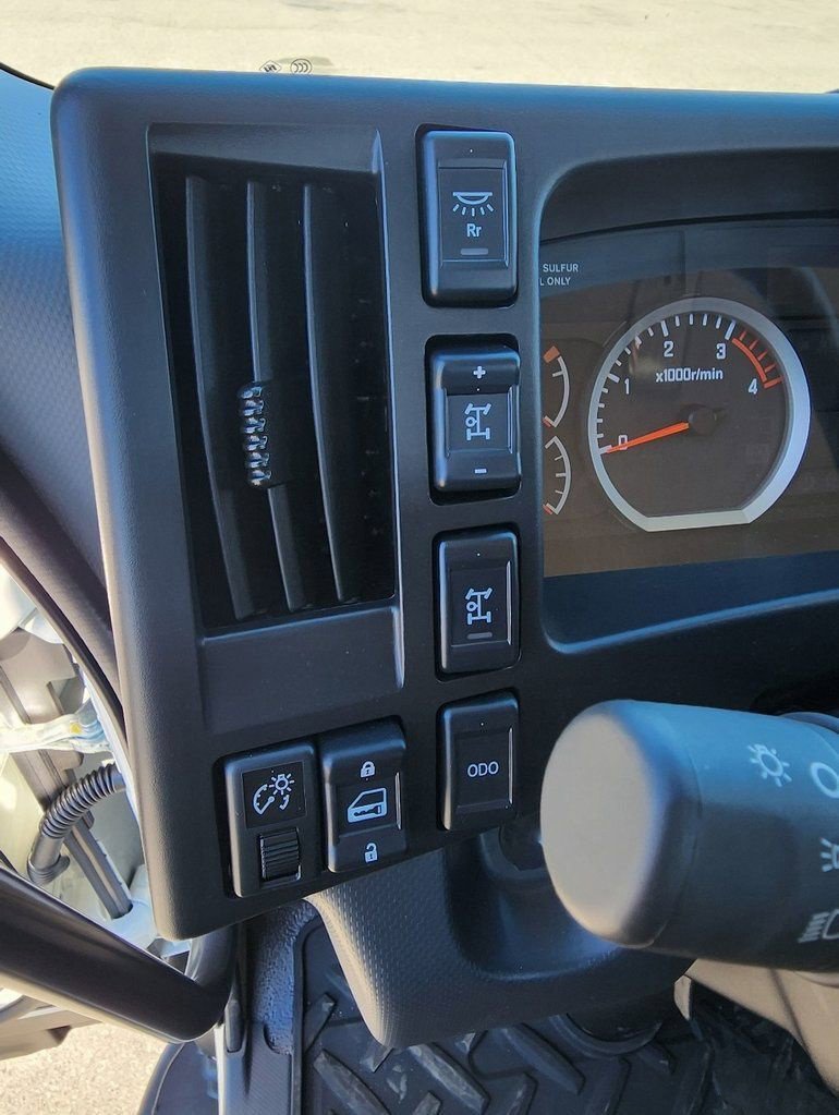  Isuzu FTR