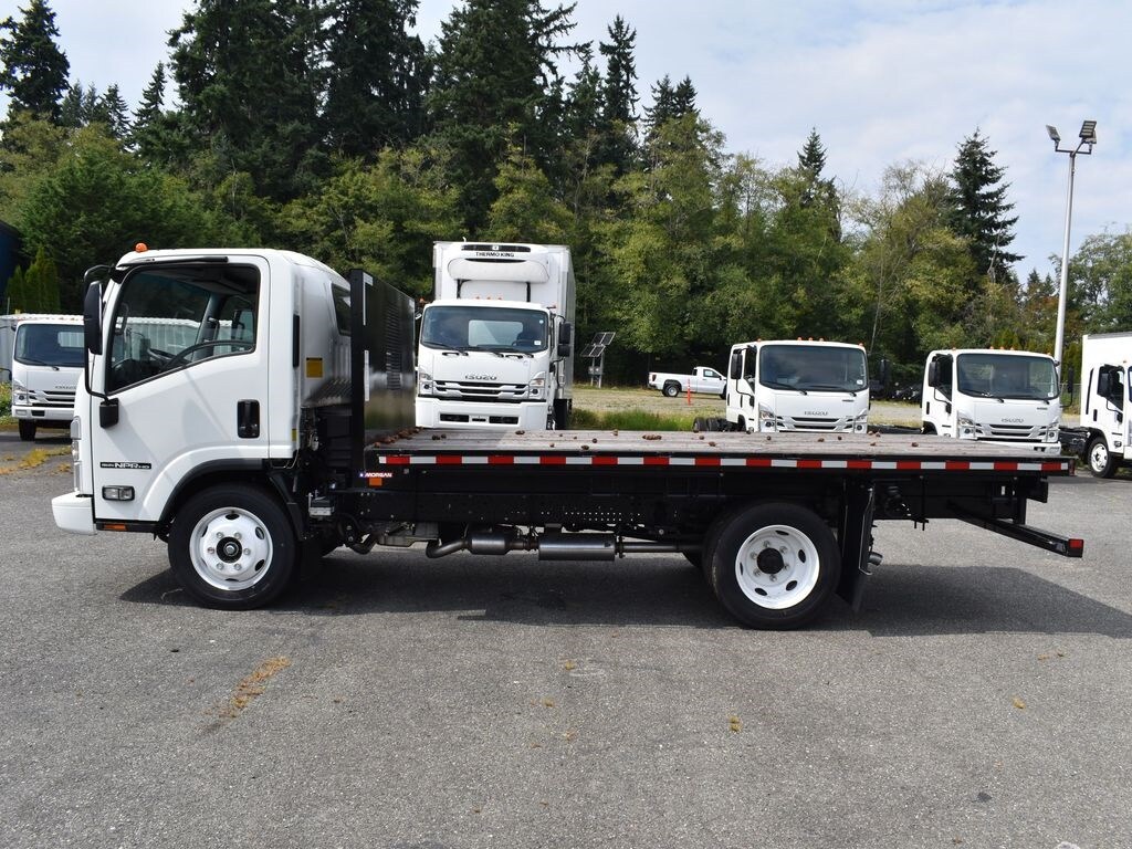 New 2024 Isuzu NPR-HD
