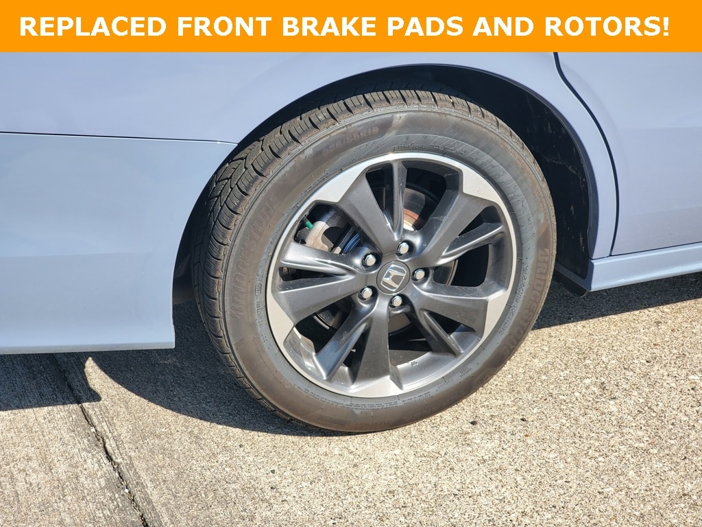 Certified 2023 Honda Odyssey Elite Minivan/Van