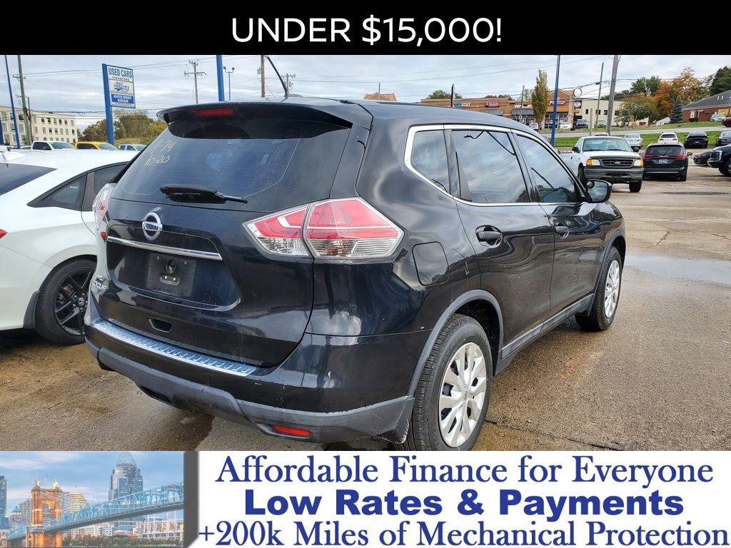 2016 Nissan Rogue S's photo