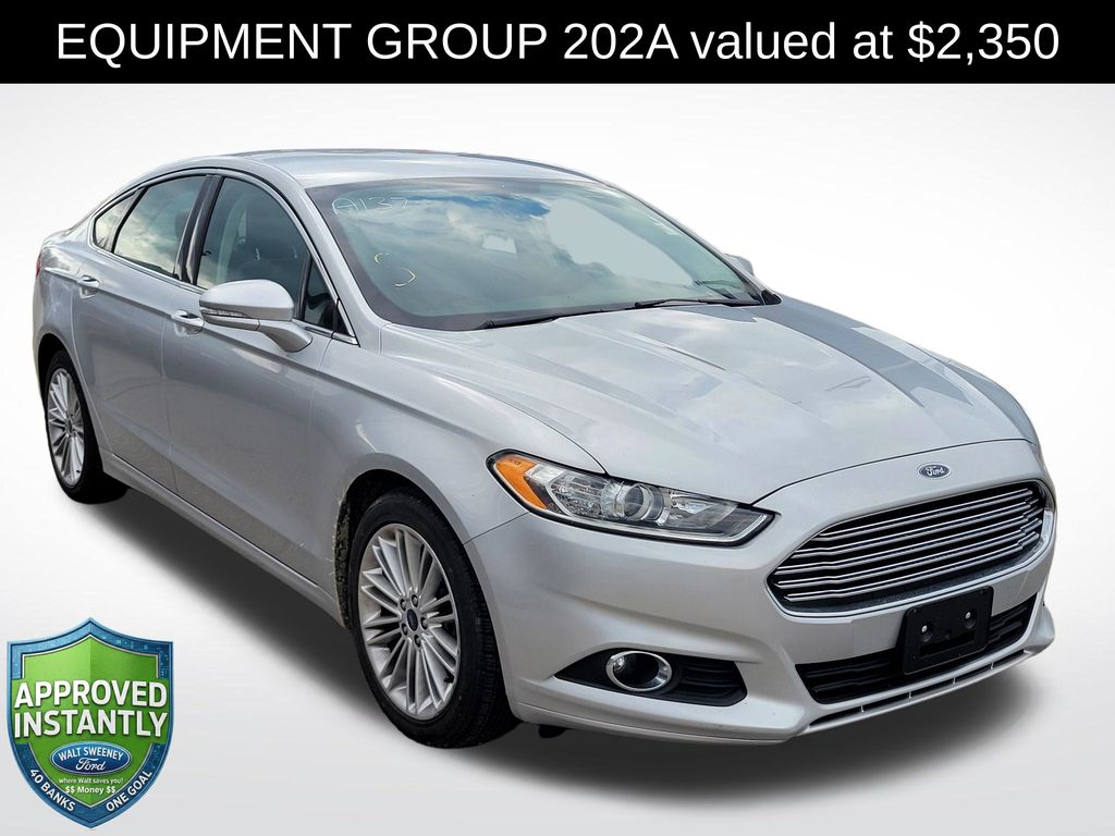 2016 Ford Fusion SE
