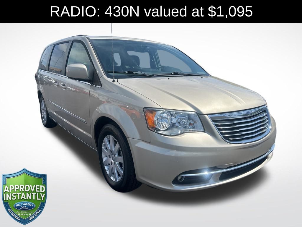 2016 Chrysler Town & Country Touring