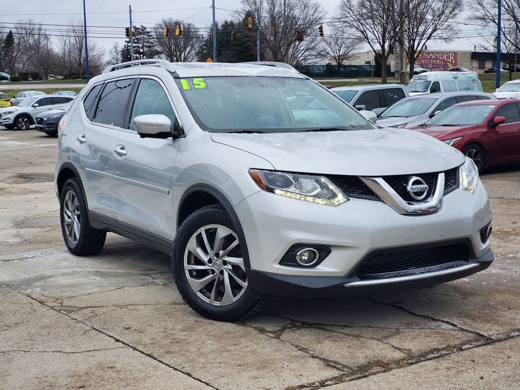2015 Nissan Rogue SL's photo