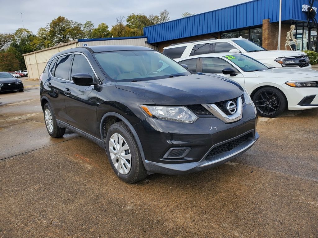 2016 Nissan Rogue S's photo