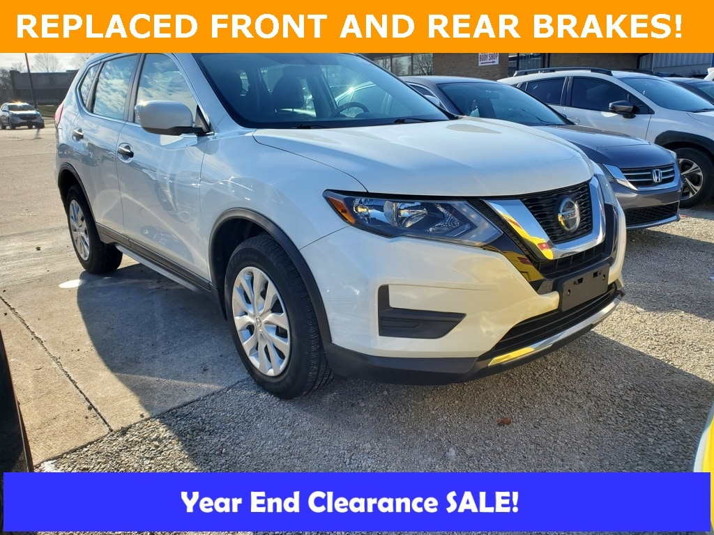 2018 Nissan Rogue S's photo