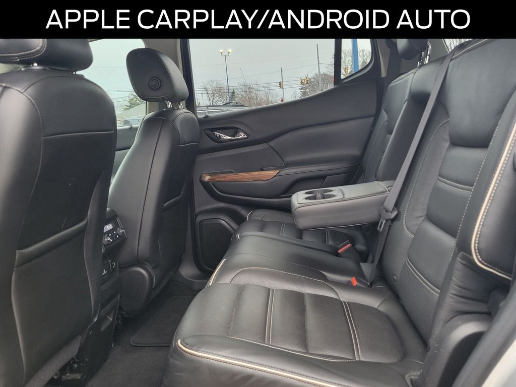2017 GMC Acadia Denali - Photo 11