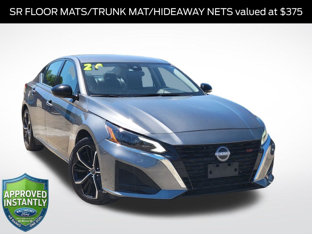 2024 Nissan Altima 2.5 SR's photo