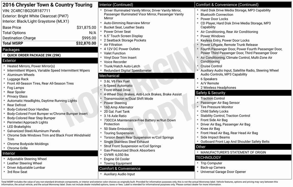 2016 Chrysler Town & Country Touring's photo