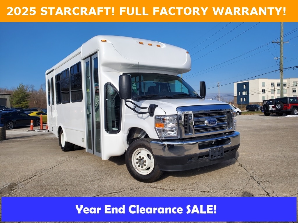 2025 Ford E-Series Cutaway Base's photo