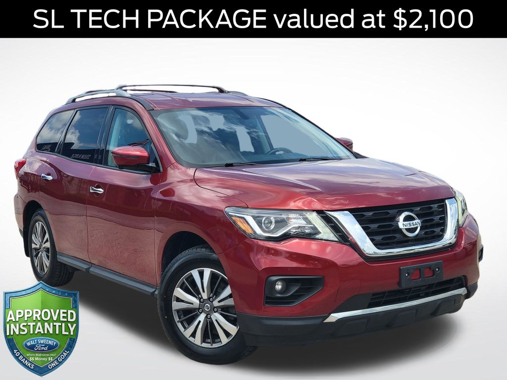2017 Nissan Pathfinder SL 4WD's photo