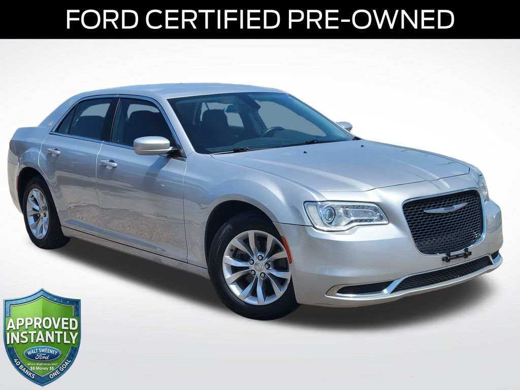 2021 Chrysler 300