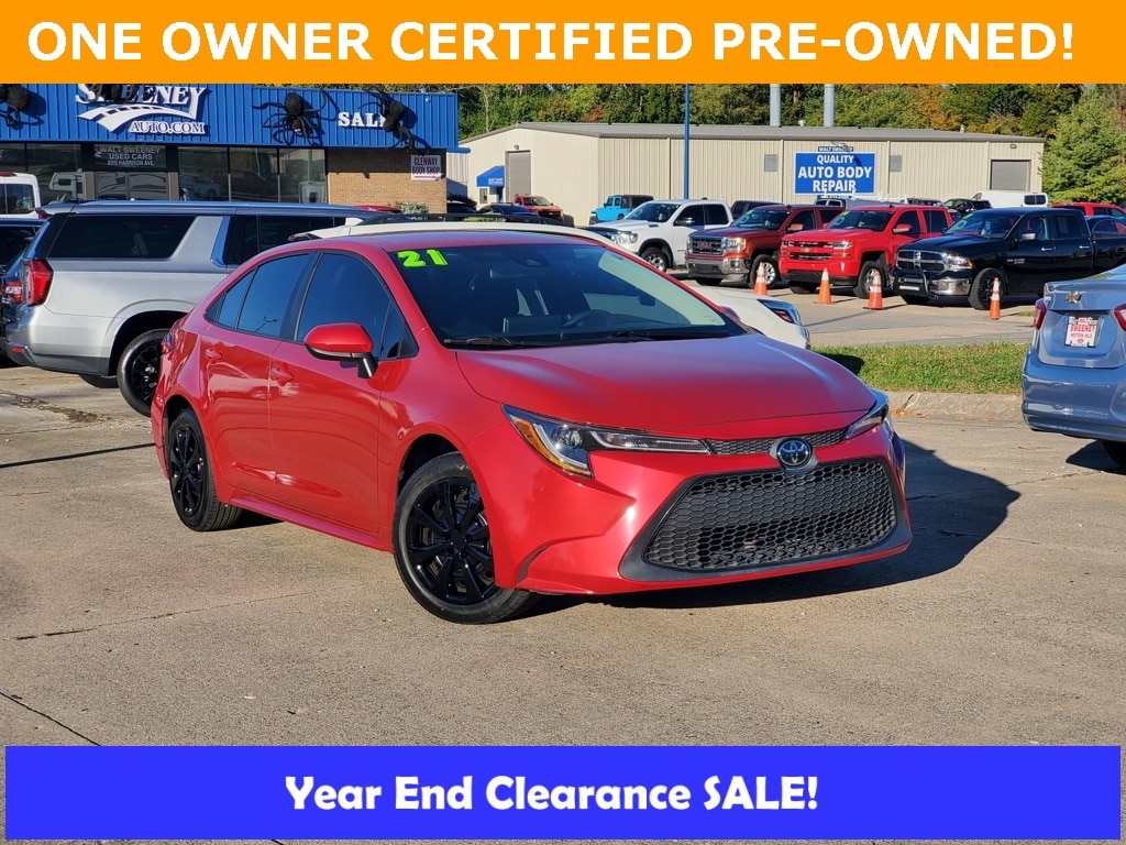 2021 Toyota Corolla LE's photo