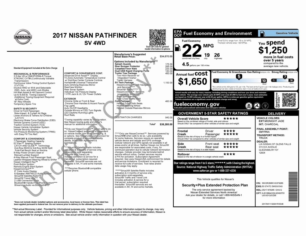 2017 Nissan Pathfinder SV's photo