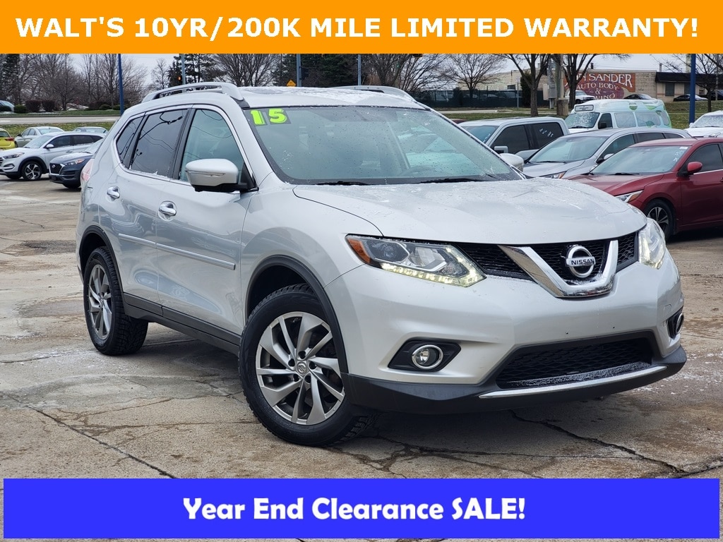 2015 Nissan Rogue SL's photo