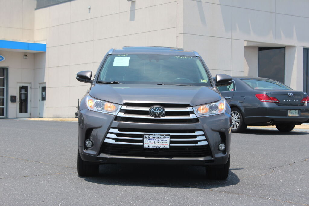 Used 2018 Toyota Highlander XLE with VIN 5TDJZRFH9JS909767 for sale in Harrisonburg, VA