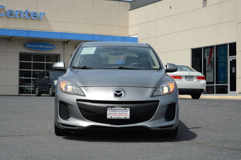 Used 2012 Mazda MAZDA3 i Touring with VIN JM1BL1L86C1525005 for sale in Harrisonburg, VA