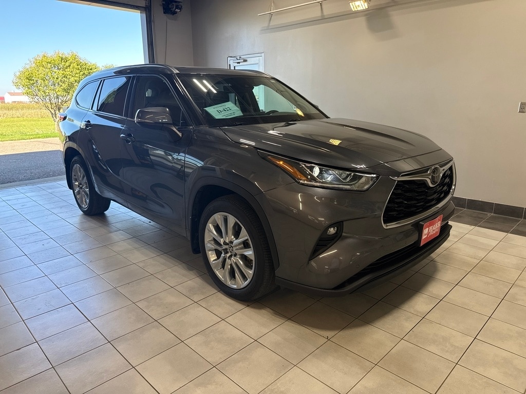 Used 2020 Toyota Highlander Limited