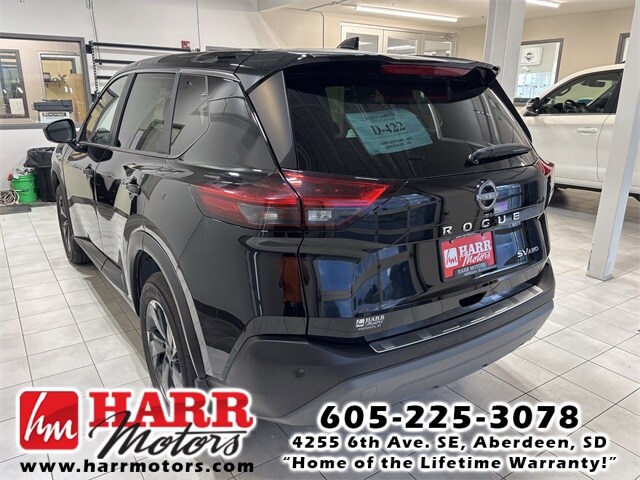 2023 Nissan Rogue SV photo 2