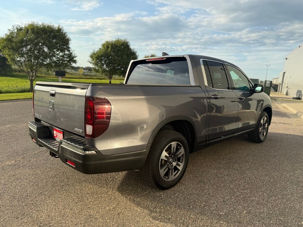 2017 Honda Ridgeline RTL photo 4