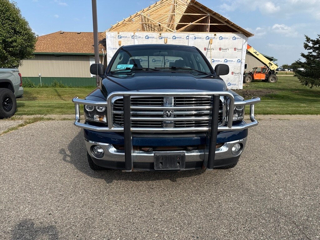 2008 Dodge Ram SLT photo 3