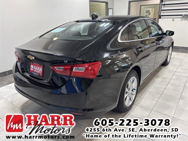 2023 Chevrolet Malibu 1LT photo 4