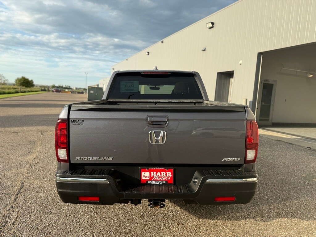 2017 Honda Ridgeline RTL photo 3