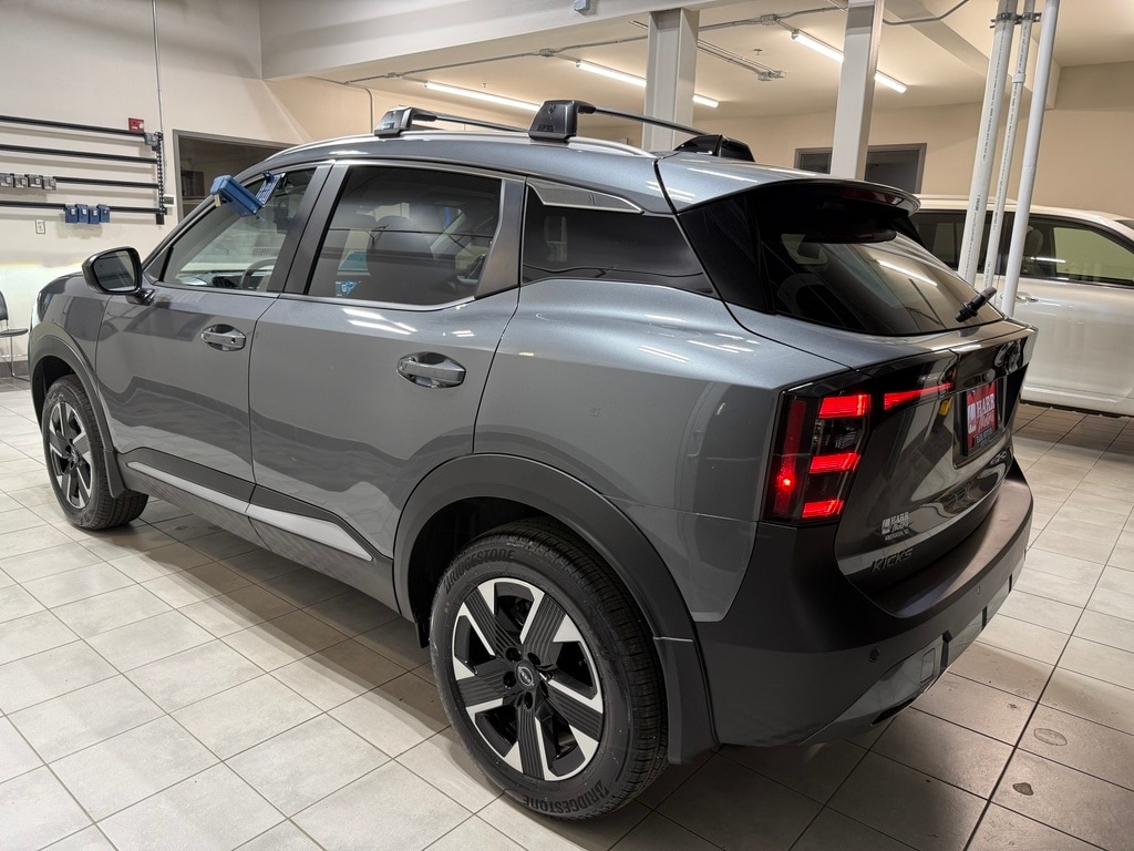 New 2026 Nissan Kicks SV