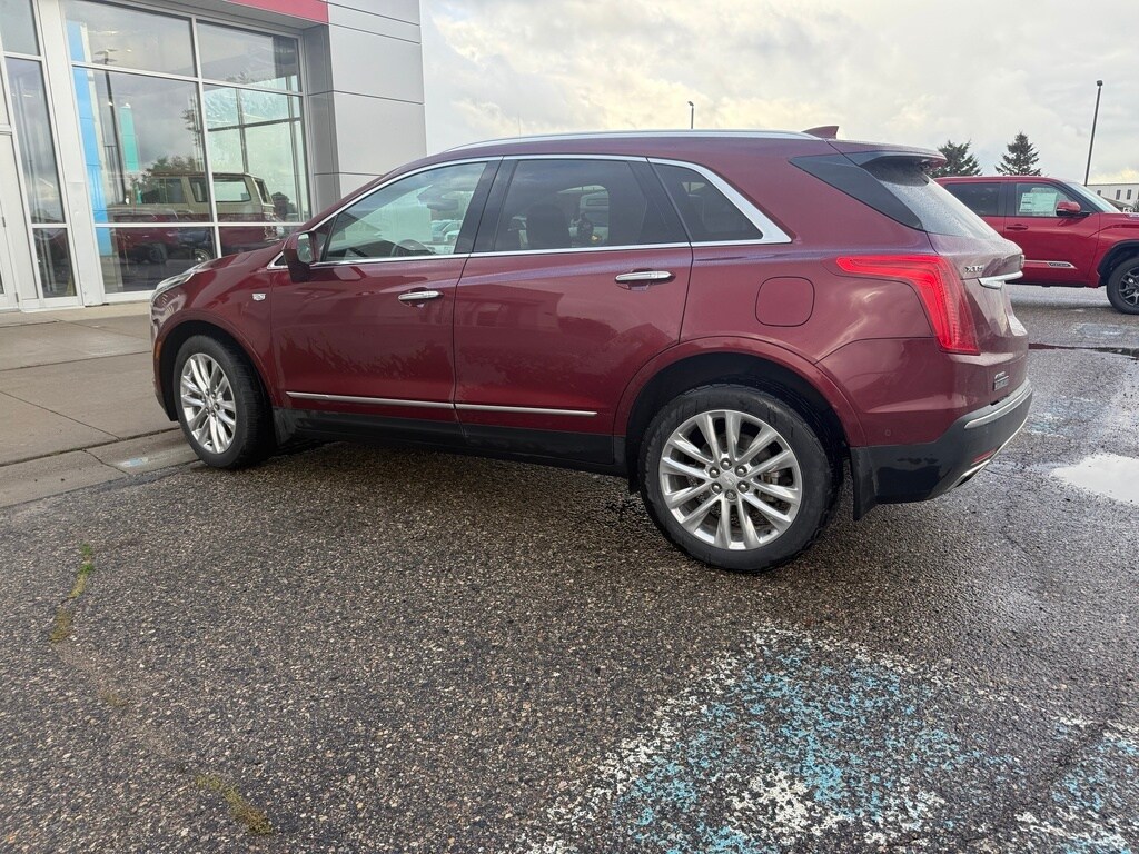 2017 Cadillac XT5 Platinum photo 4