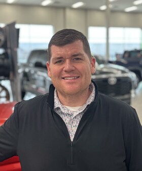 Staff member Nick Olson from 147a5683e0fb