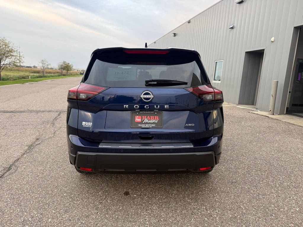 New 2026 Nissan Rogue SV